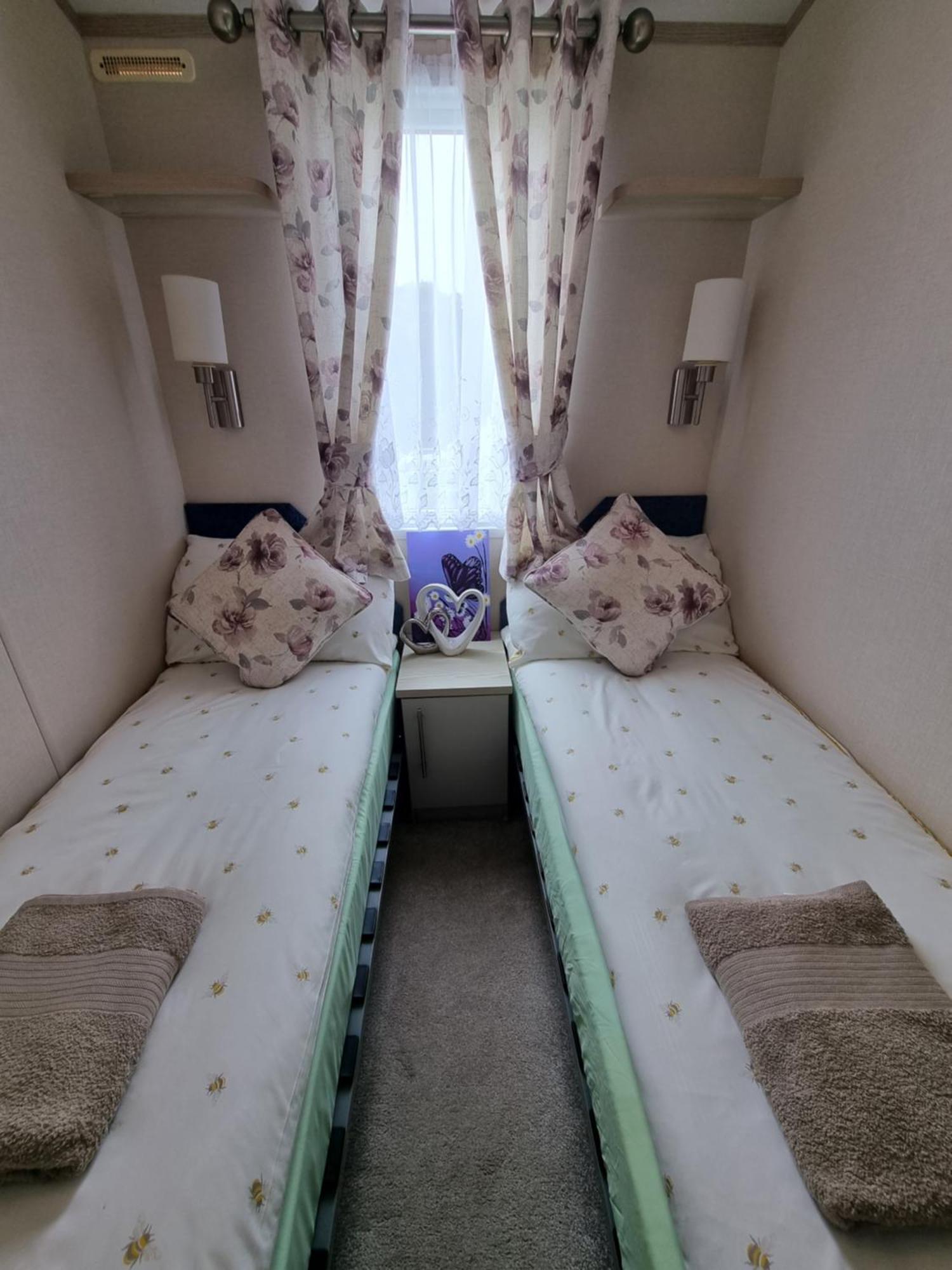 Static Caravan To Hire , Hoburne Devon Bay Hotel Goodrington Buitenkant foto