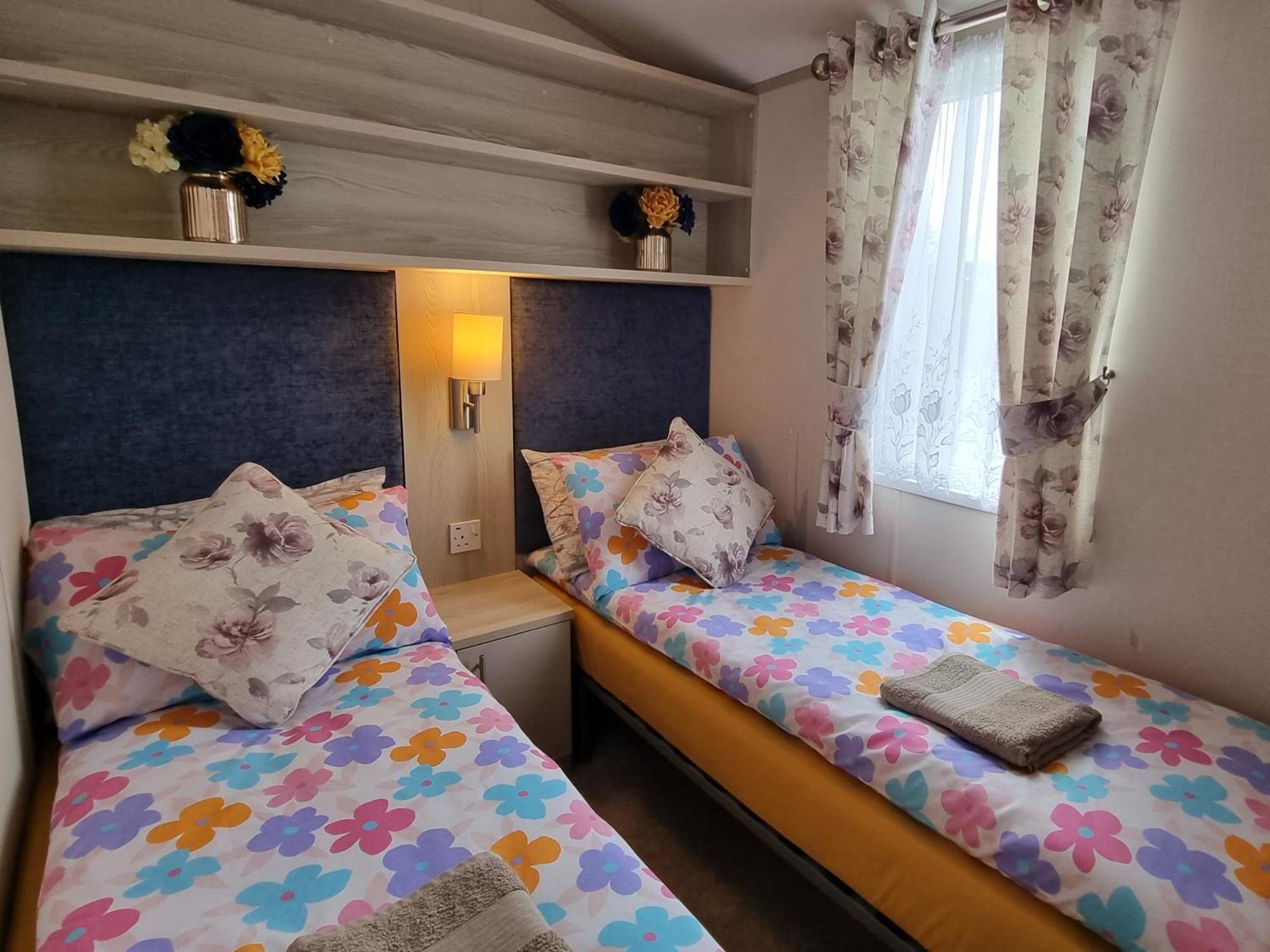 Static Caravan To Hire , Hoburne Devon Bay Hotel Goodrington Buitenkant foto